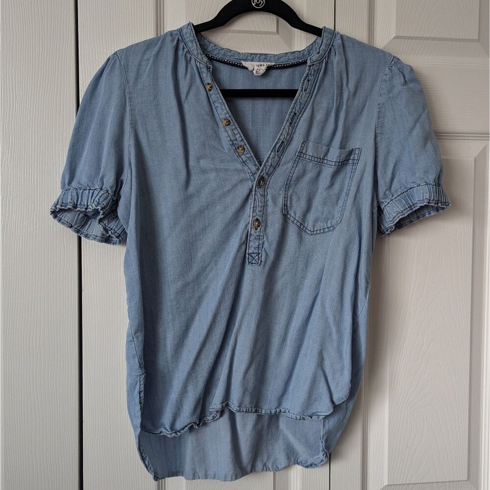 For The Republic Light Blue Chambray Short Sleeve Henley Blouse